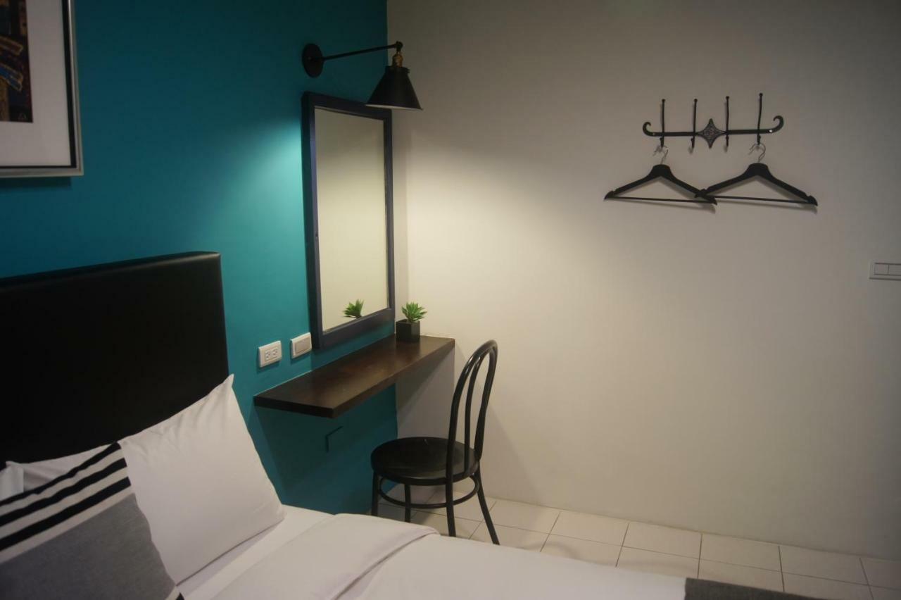 Home In Tainan Extérieur photo